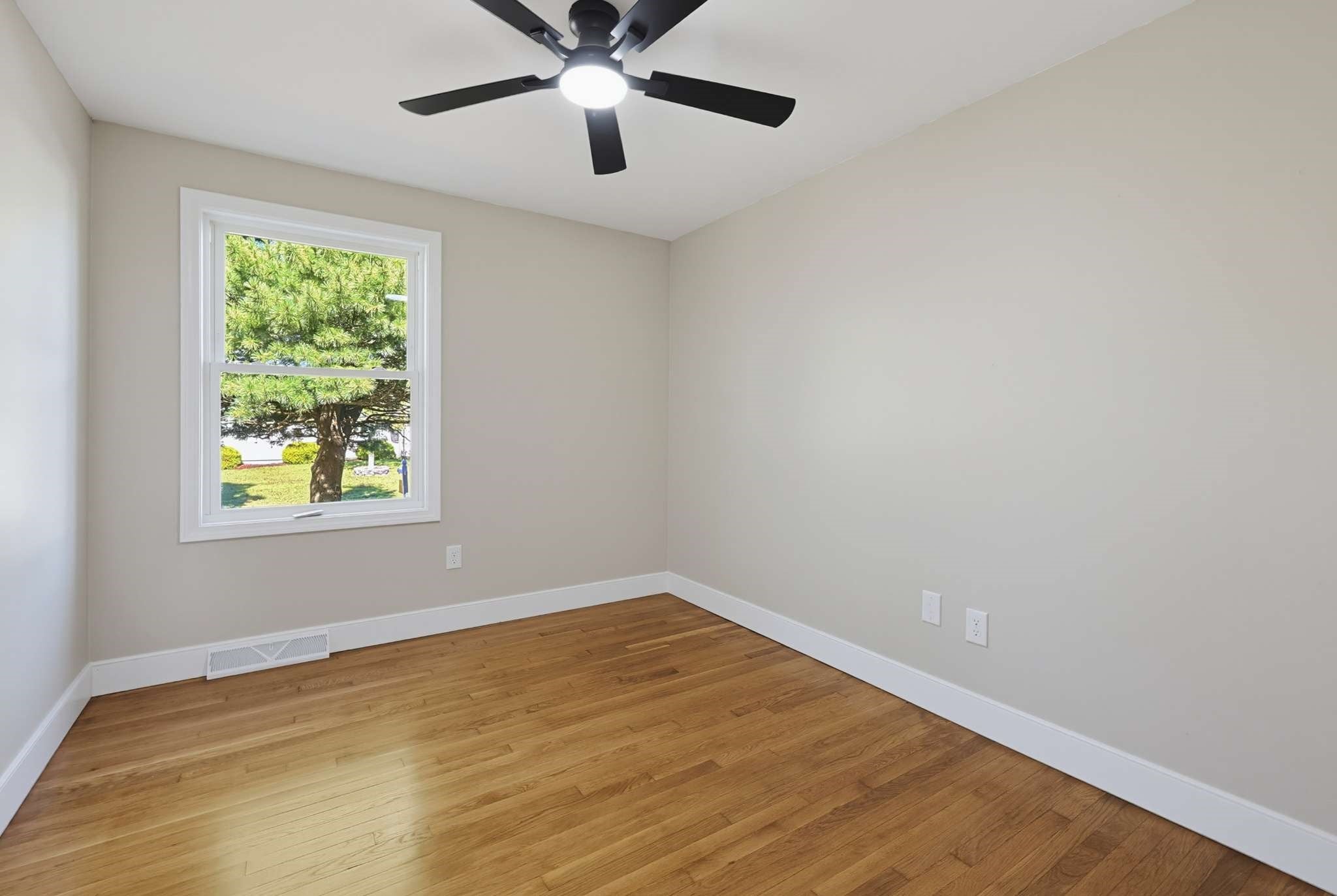 28 Deerfield Rd, Attleboro, MA, 28 Deerfield Rd, Attleboro, MA Photo #16