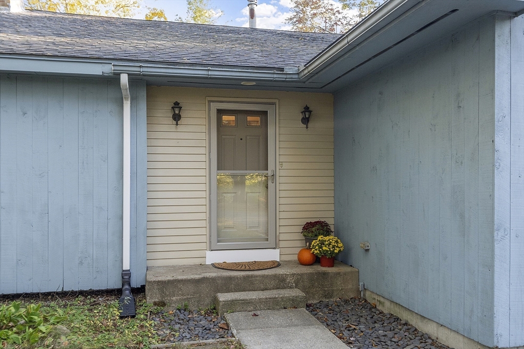 45 Meetinghouse Hill Road