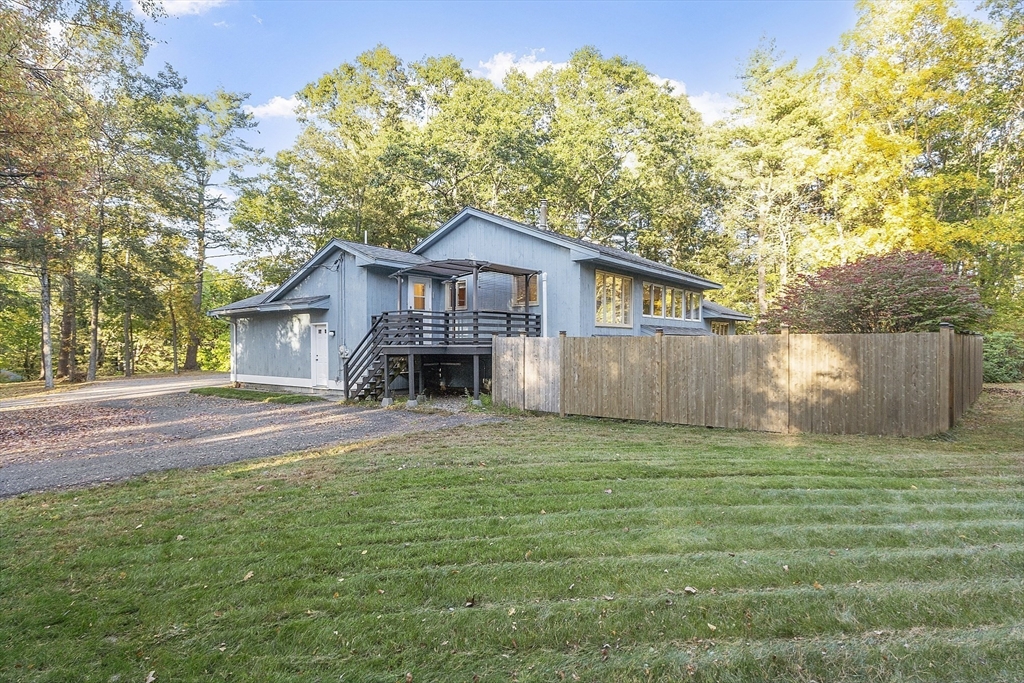 45 Meetinghouse Hill Road