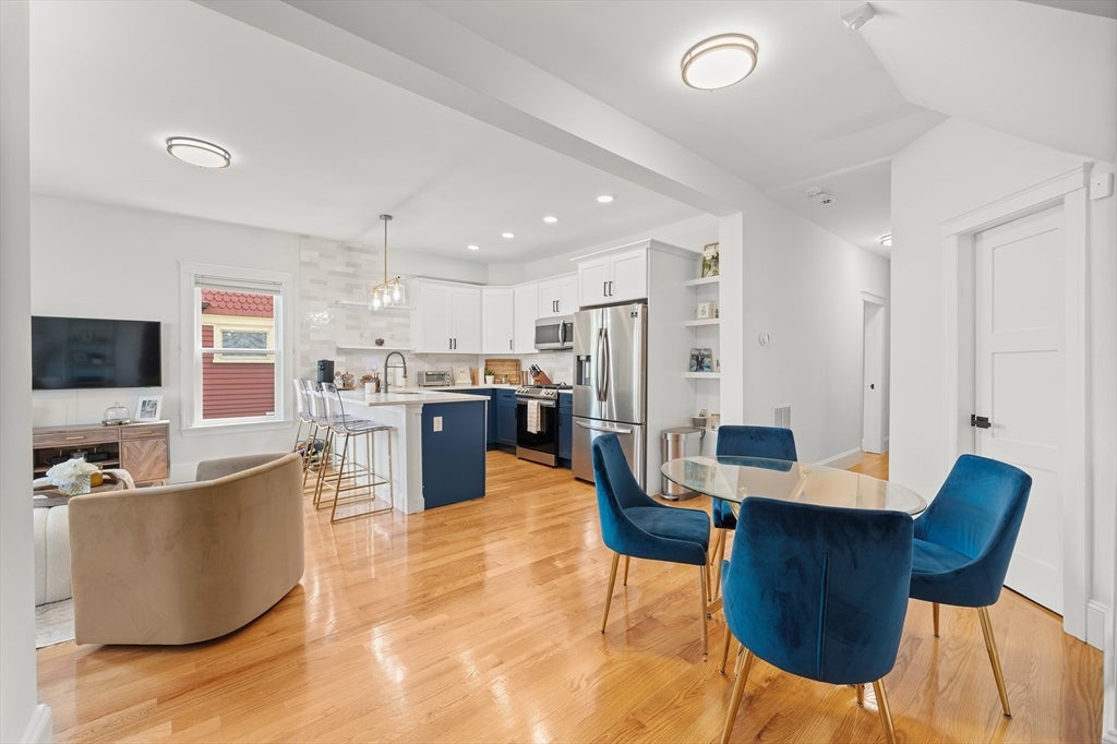54 Bloomfield St #1, Boston, MA, 54 Bloomfield St #1, Boston, MA Photo #4
