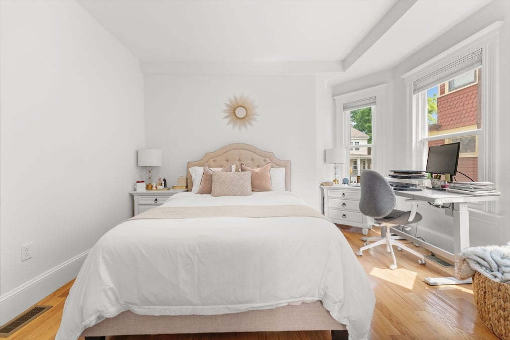 54 Bloomfield St #1, Boston, MA, 54 Bloomfield St #1, Boston, MA Photo #13