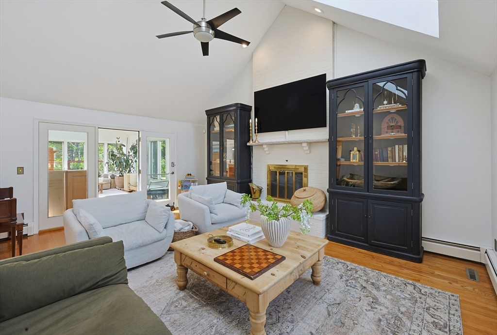 50 Meadowlark Dr