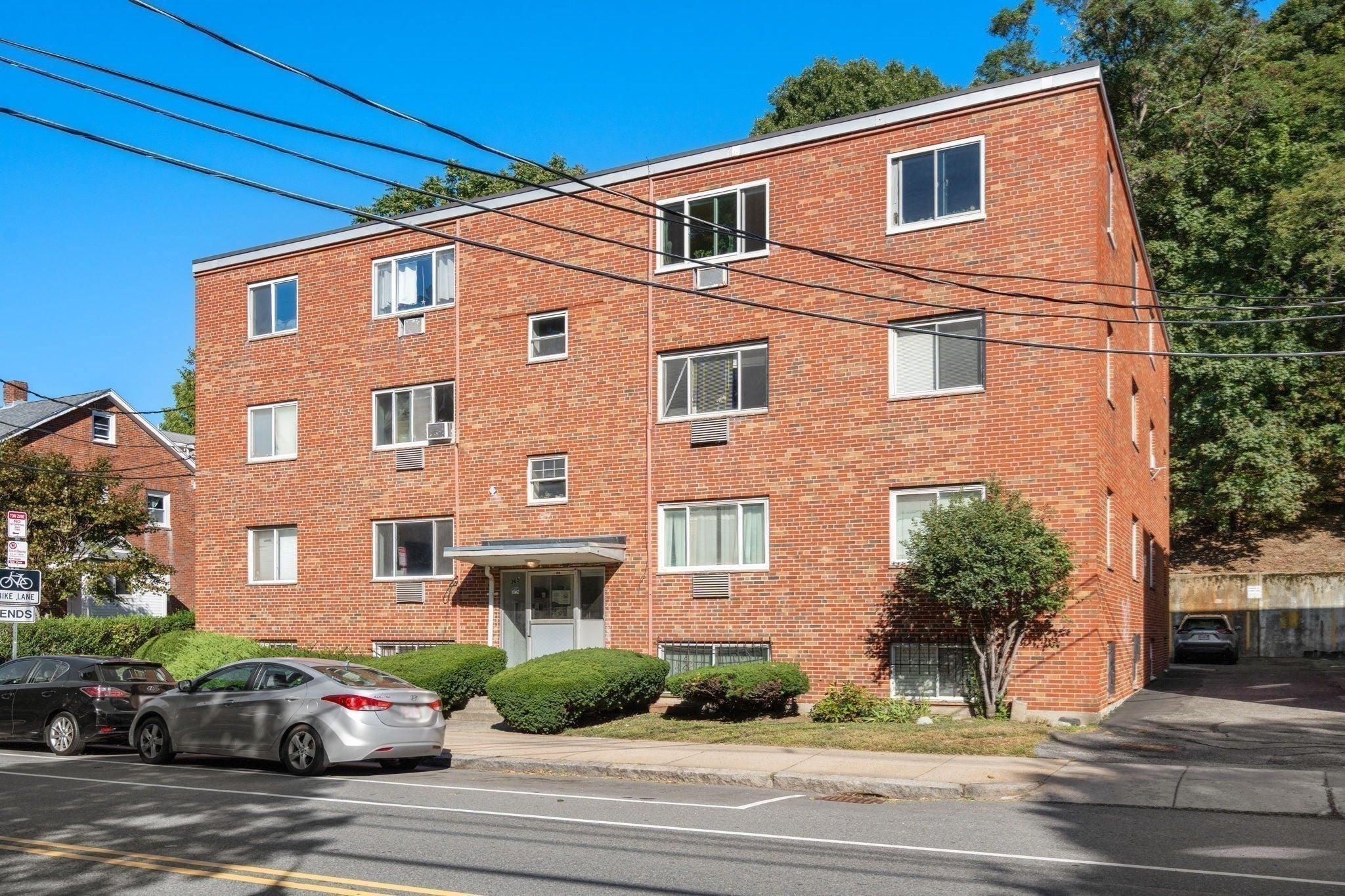 365 Faneuil St #4, Boston, MA Photo #24