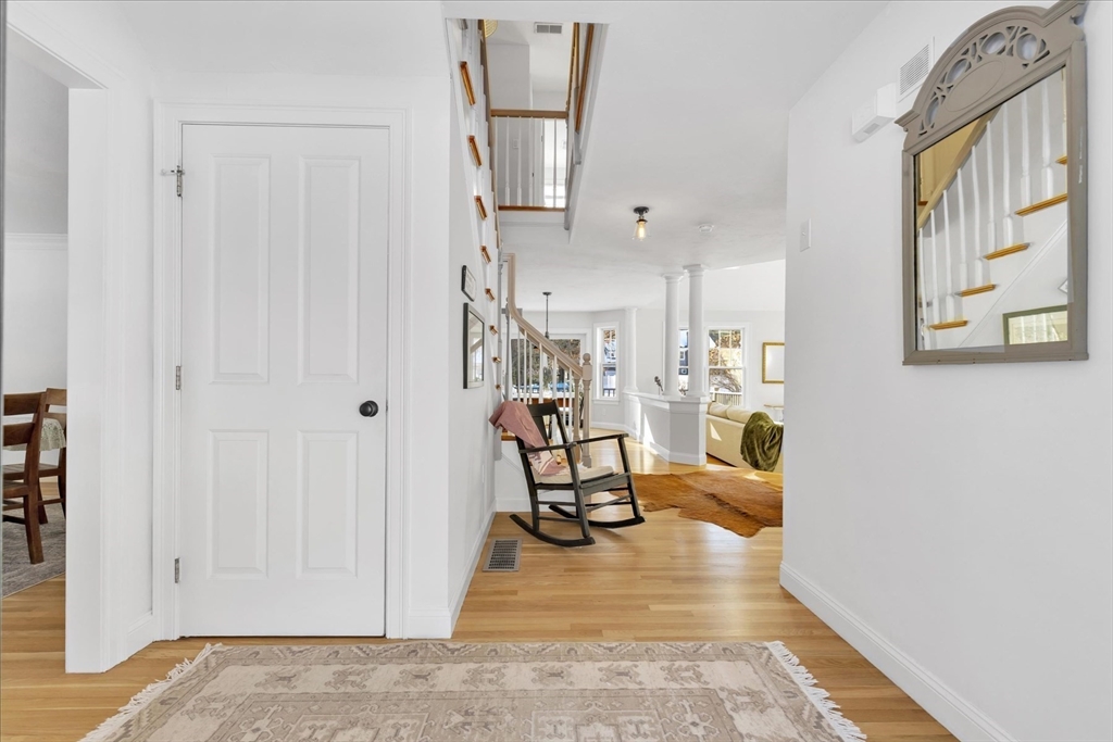 889 Old Main Street Ext