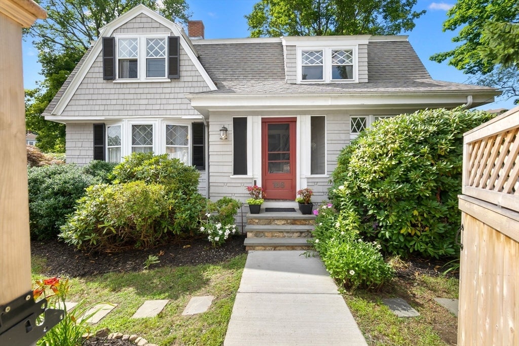 166 Essex St, Beverly, MA, 166 Essex St, Beverly, MA Photo #2