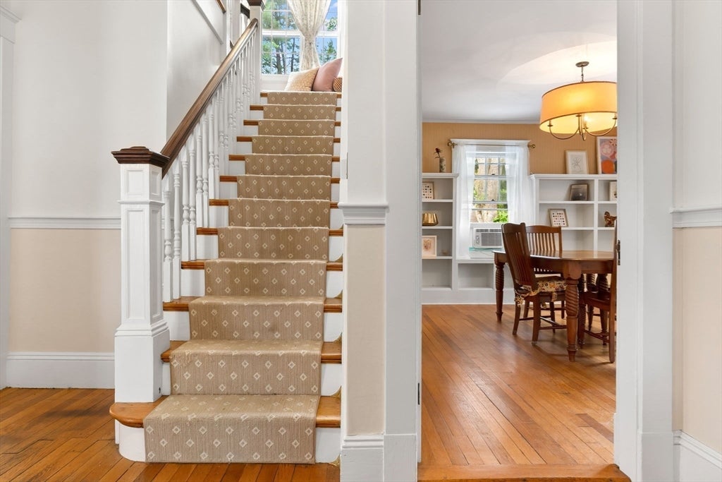 166 Essex St, Beverly, MA, 166 Essex St, Beverly, MA Photo #4