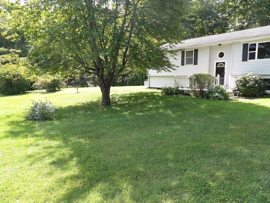 152 Manville St #1, Leicester, MA, 152 Manville St #1, Leicester, MA Photo #2