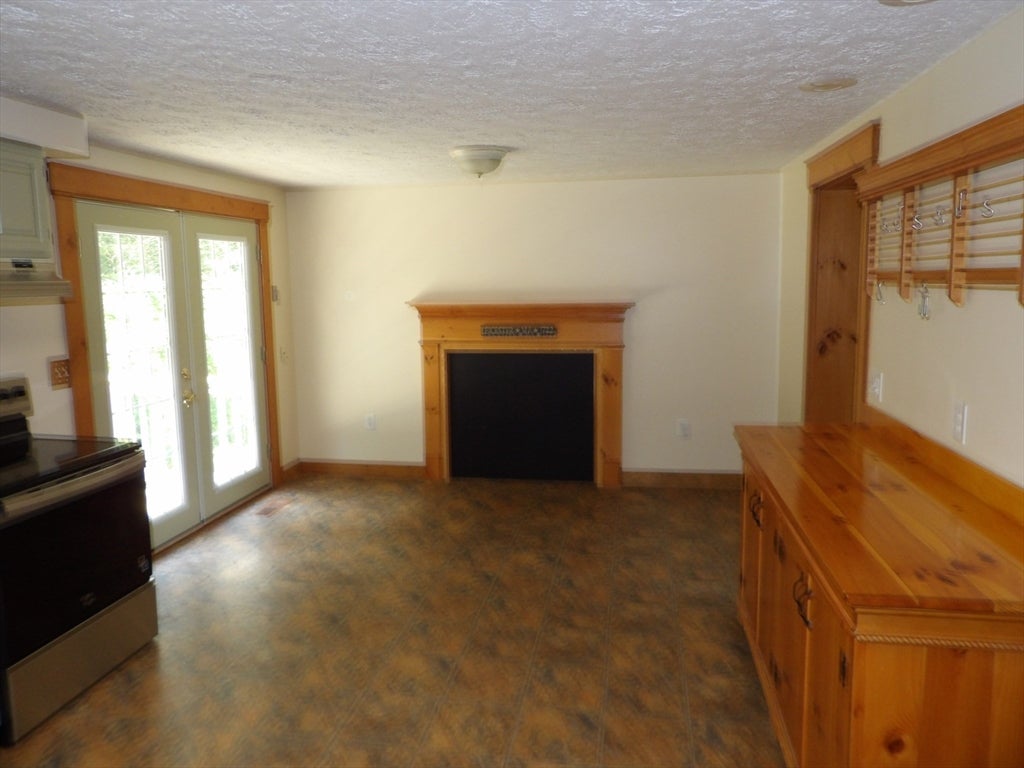 152 Manville St #1, Leicester, MA, 152 Manville St #1, Leicester, MA Photo #9
