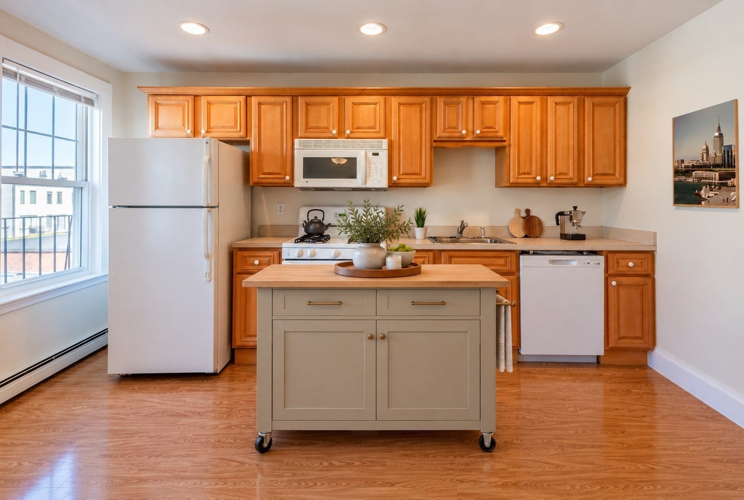 430 E 3rd St #3, Boston, MA, 430 E 3rd St #3, Boston, MA Photo #5