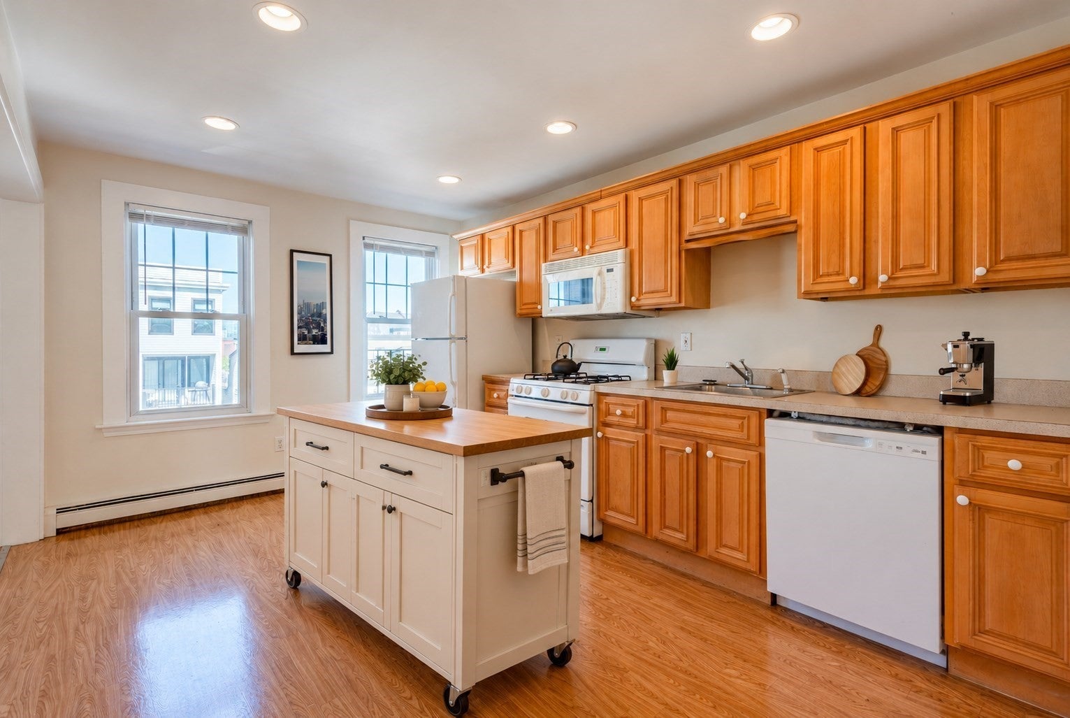 430 E 3rd St #3, Boston, MA, 430 E 3rd St #3, Boston, MA Photo #4