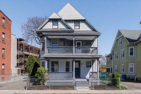 Photo of 18 Wendell Pl, Springfield, MA 01105 (MLS # 73517119)