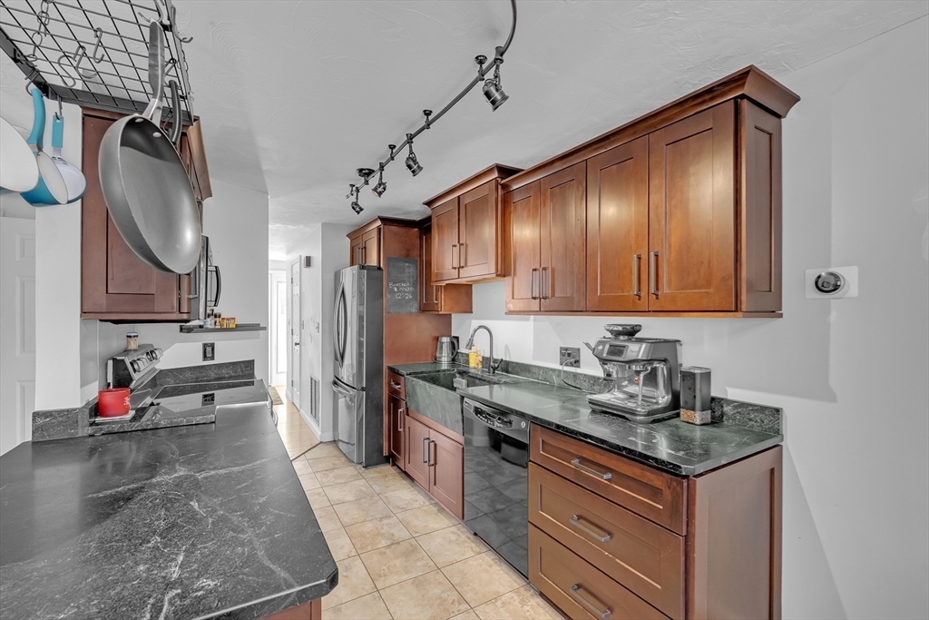 28 Southbridge Rd 308