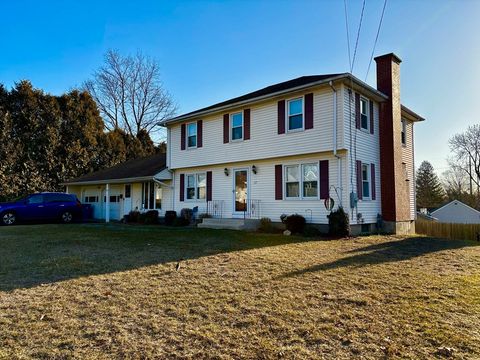 19 Dorwin Dr West Springfield MA 01089