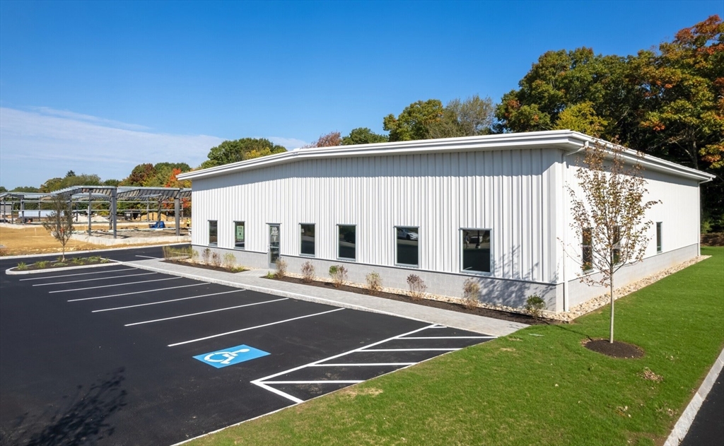 88 Airport Boulevard 7