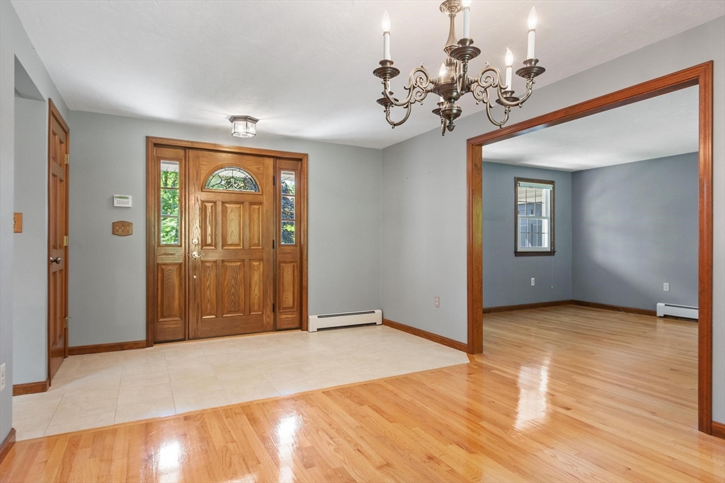 27 Cheryl Ann Dr