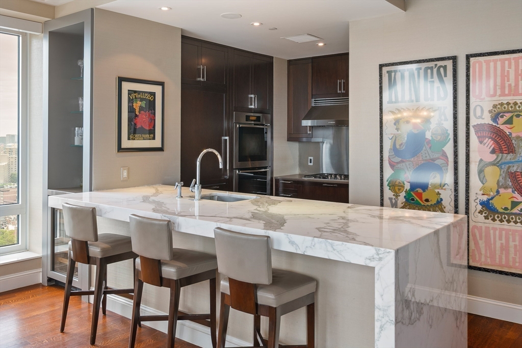 400 Stuart St 20A
