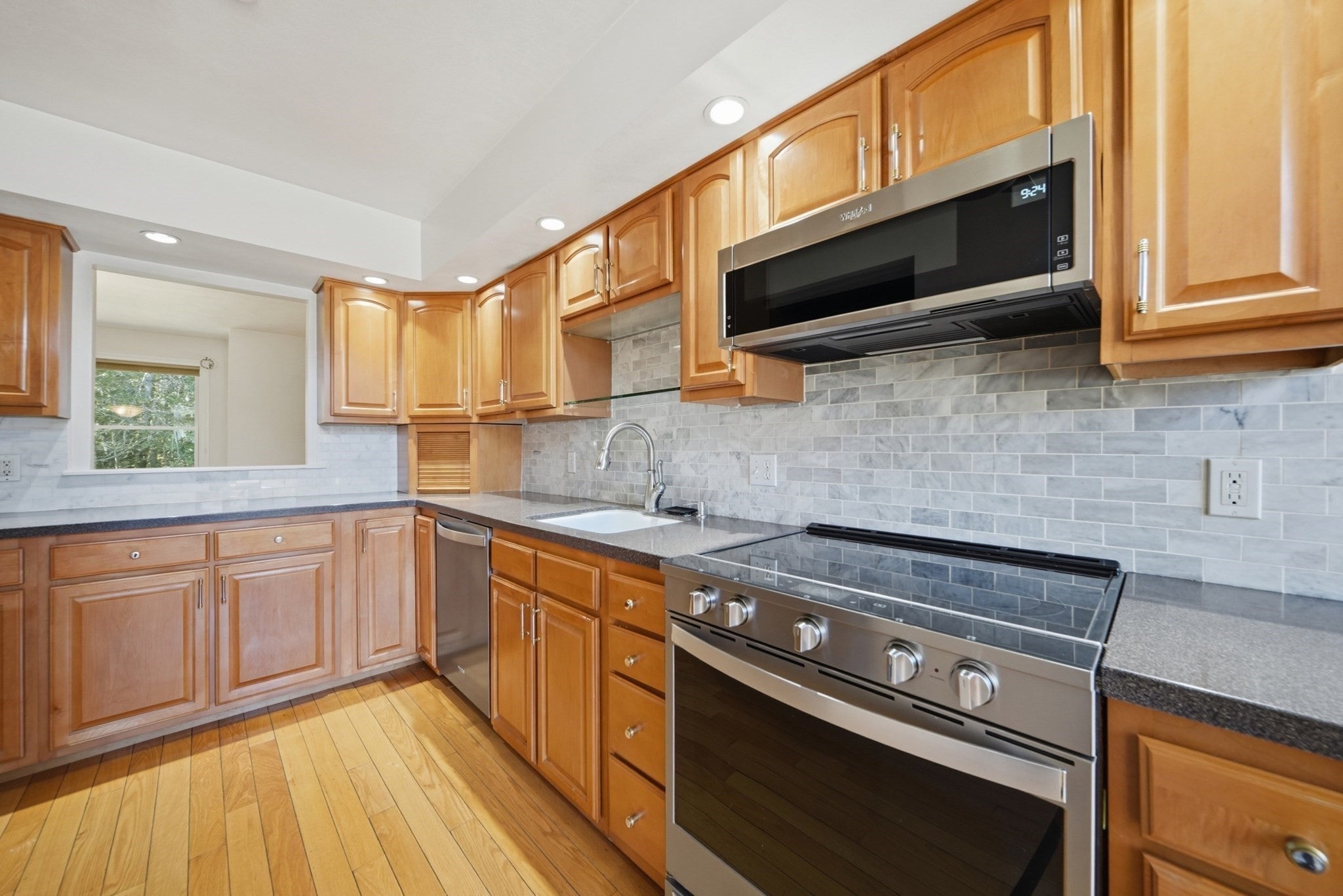 35 Coles Way #35, Atkinson, NH, 35 Coles Way #35, Atkinson, NH Photo #11
