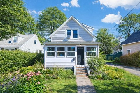Photo of 74 Kendall Ave, Framingham, MA 01702 (MLS # 73500674)