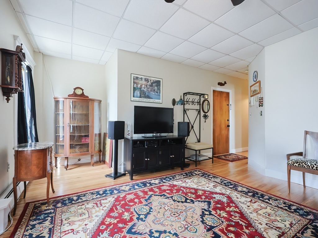 94 Lincoln St 2