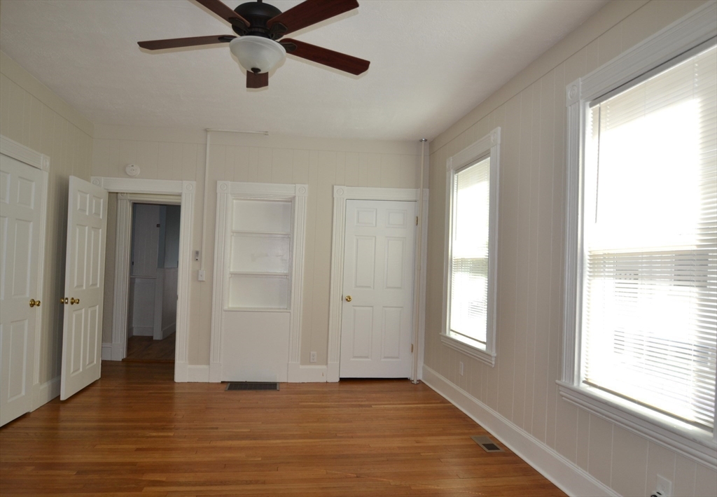 76 Brown St 1