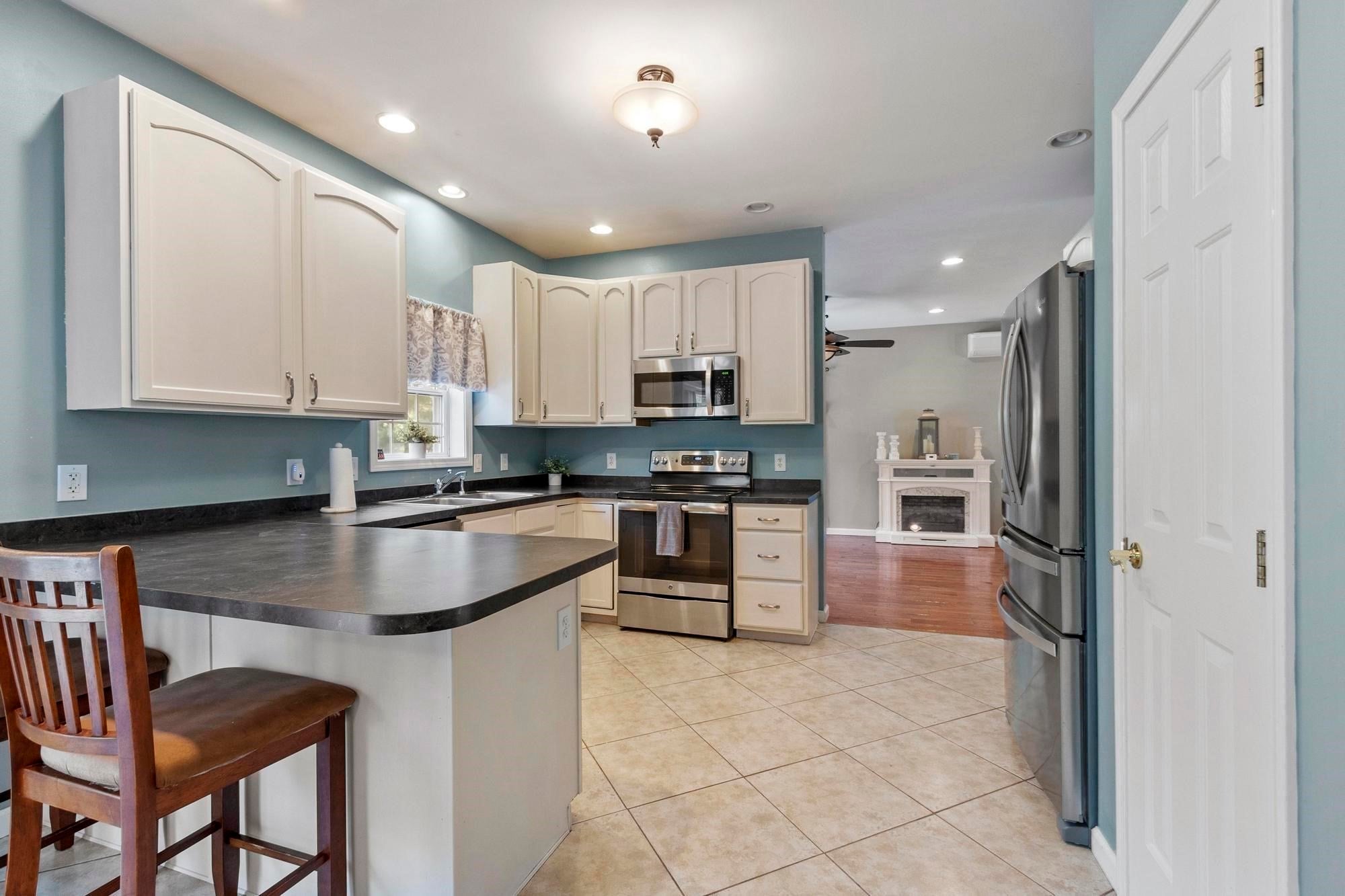 677 Franklin Rd, Fitchburg, MA Photo #19
