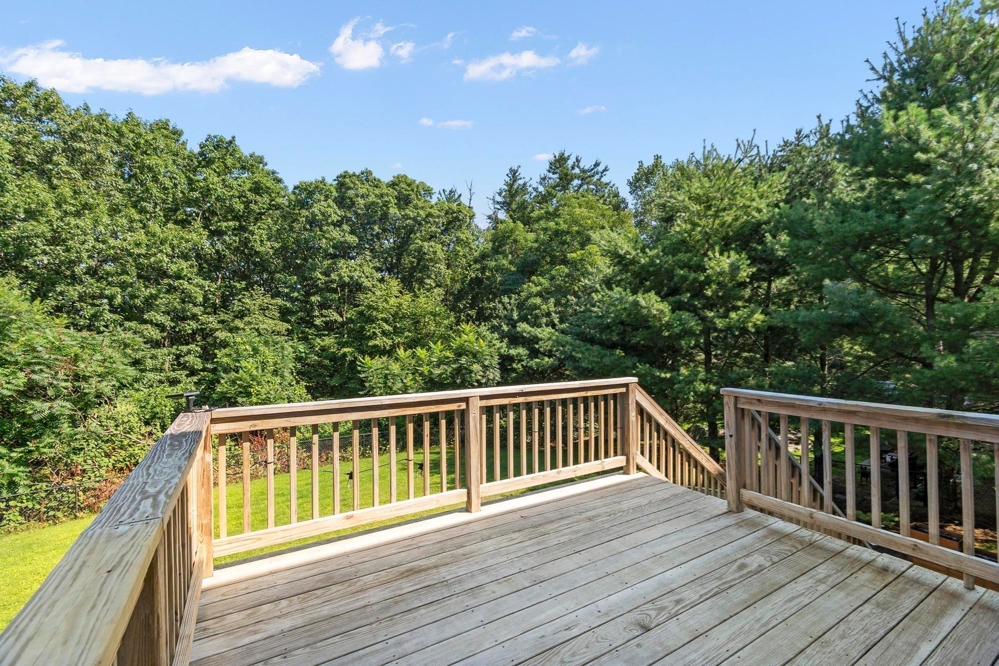 677 Franklin Rd, Fitchburg, MA Photo #6