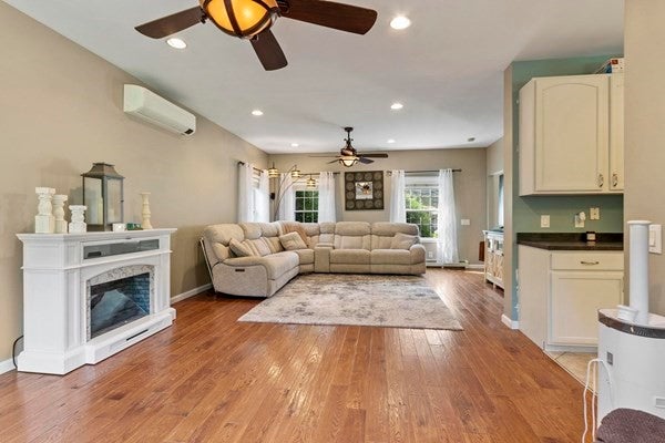677 Franklin Rd, Fitchburg, MA, 677 Franklin Rd, Fitchburg, MA Photo #22