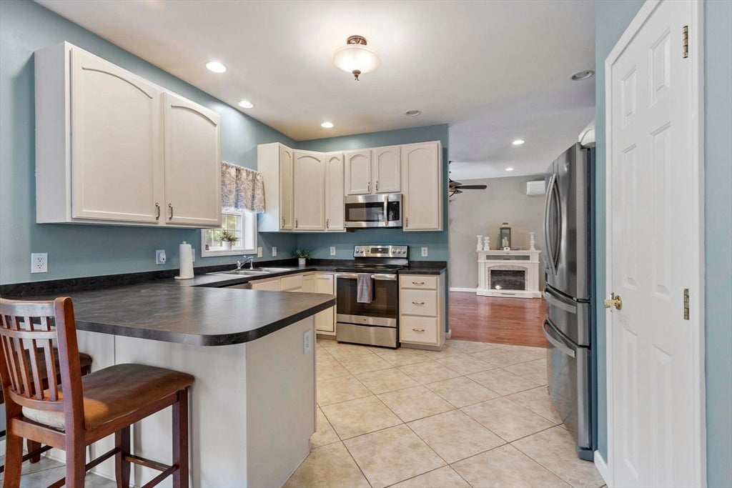 677 Franklin Rd, Fitchburg, MA, 677 Franklin Rd, Fitchburg, MA Photo #19