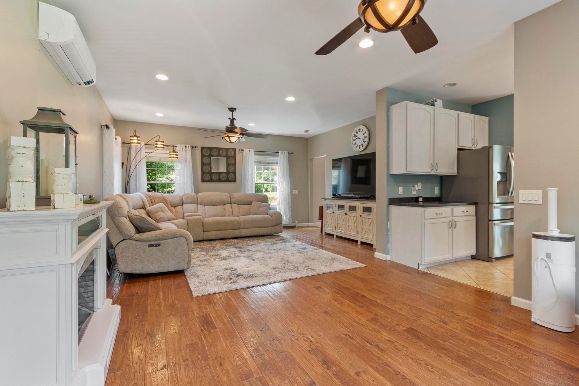 677 Franklin Rd, Fitchburg, MA Photo #23
