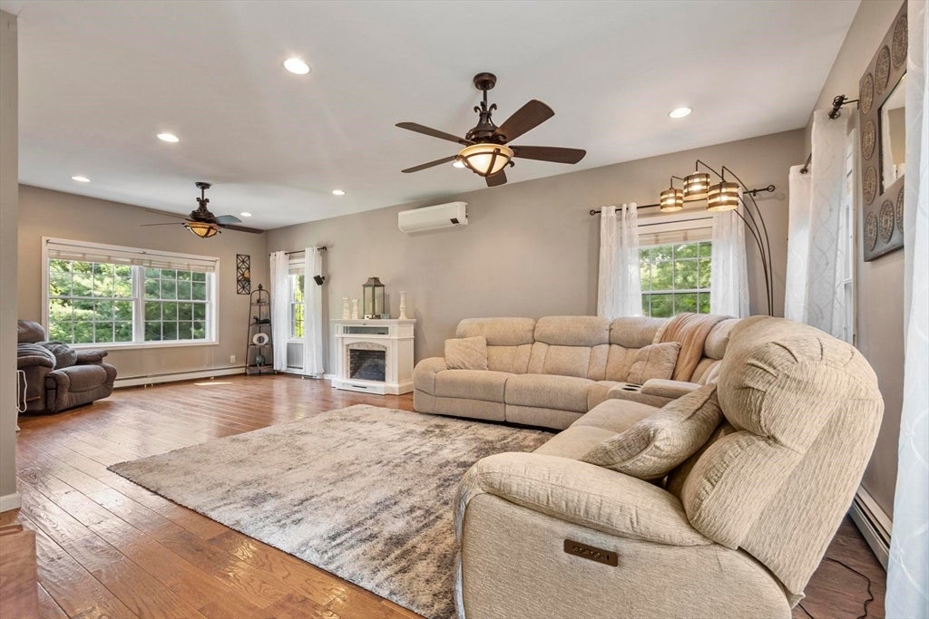 677 Franklin Rd, Fitchburg, MA, 677 Franklin Rd, Fitchburg, MA Photo #8