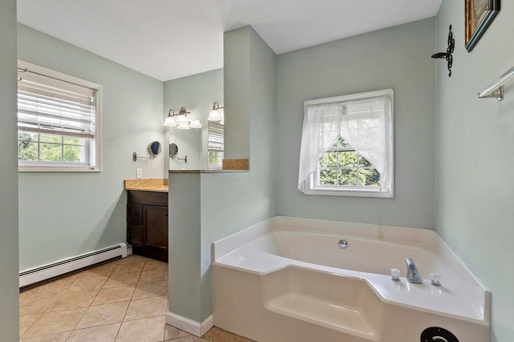 677 Franklin Rd, Fitchburg, MA, 677 Franklin Rd, Fitchburg, MA Photo #37
