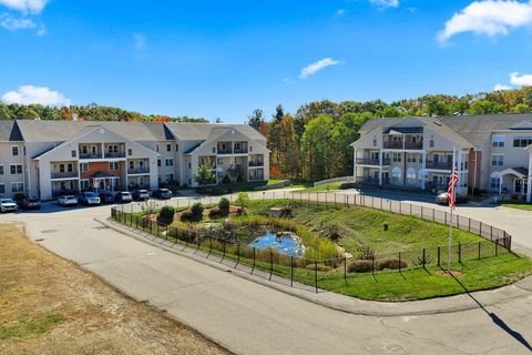 216 Reservoir St 103 Holden MA 01520