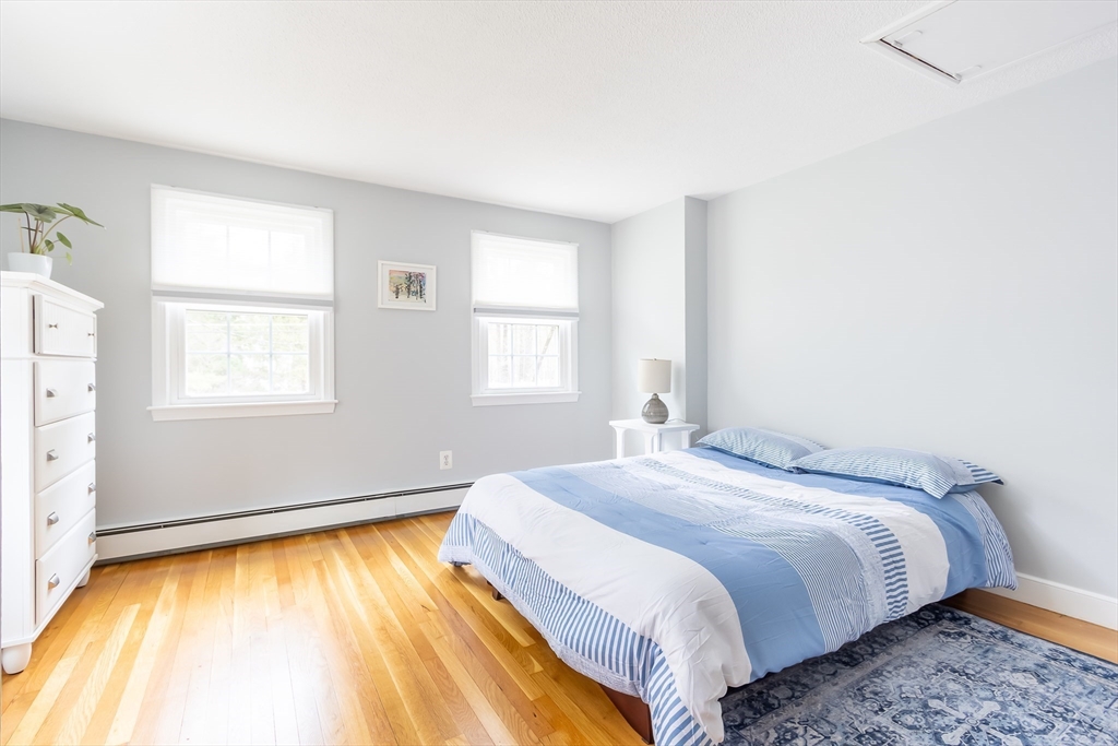 Sudbury, Massachusetts 01776, United States, 4 Bedrooms Bedrooms, ,3 BathroomsBathrooms,Residential,Active,109709