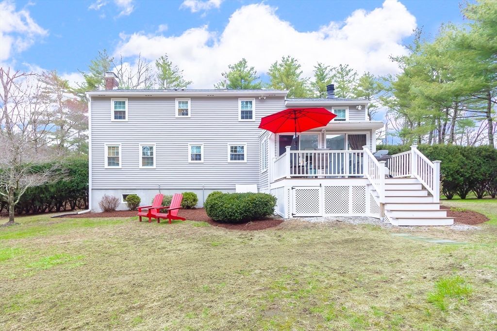 Sudbury, Massachusetts 01776, United States, 4 Bedrooms Bedrooms, ,3 BathroomsBathrooms,Residential,Active,109709