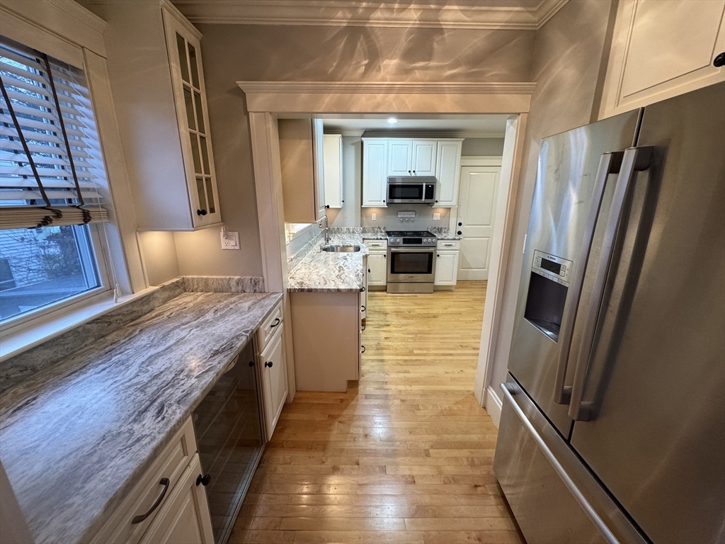 Belmont, Massachusetts 02478, United States, 2 Bedrooms Bedrooms, ,1 BathroomBathrooms,Residential,Active,257377