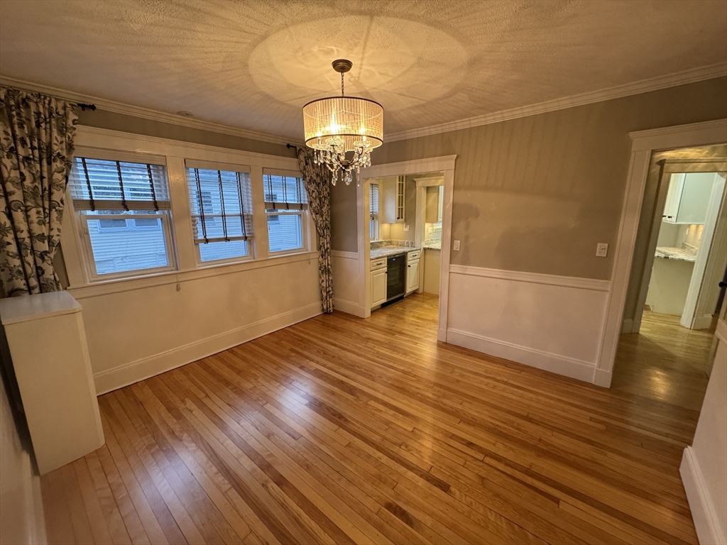 Belmont, Massachusetts 02478, United States, 2 Bedrooms Bedrooms, ,1 BathroomBathrooms,Residential,Active,257377