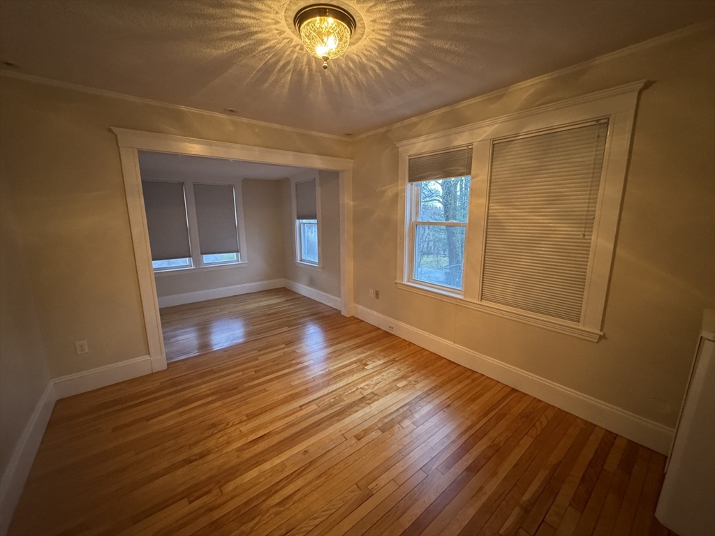 Belmont, Massachusetts 02478, United States, 2 Bedrooms Bedrooms, ,1 BathroomBathrooms,Residential,Active,257377