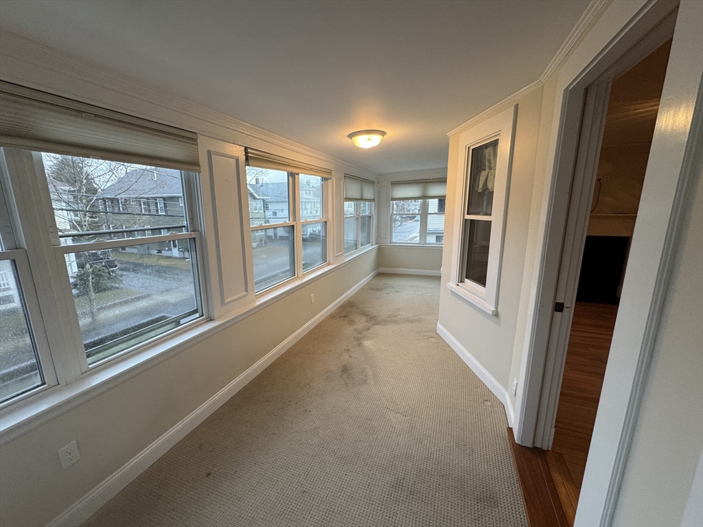 Belmont, Massachusetts 02478, United States, 2 Bedrooms Bedrooms, ,1 BathroomBathrooms,Residential,Active,257377