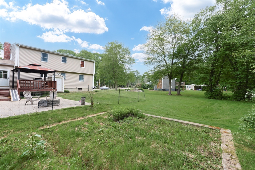 421 Gray Terrace