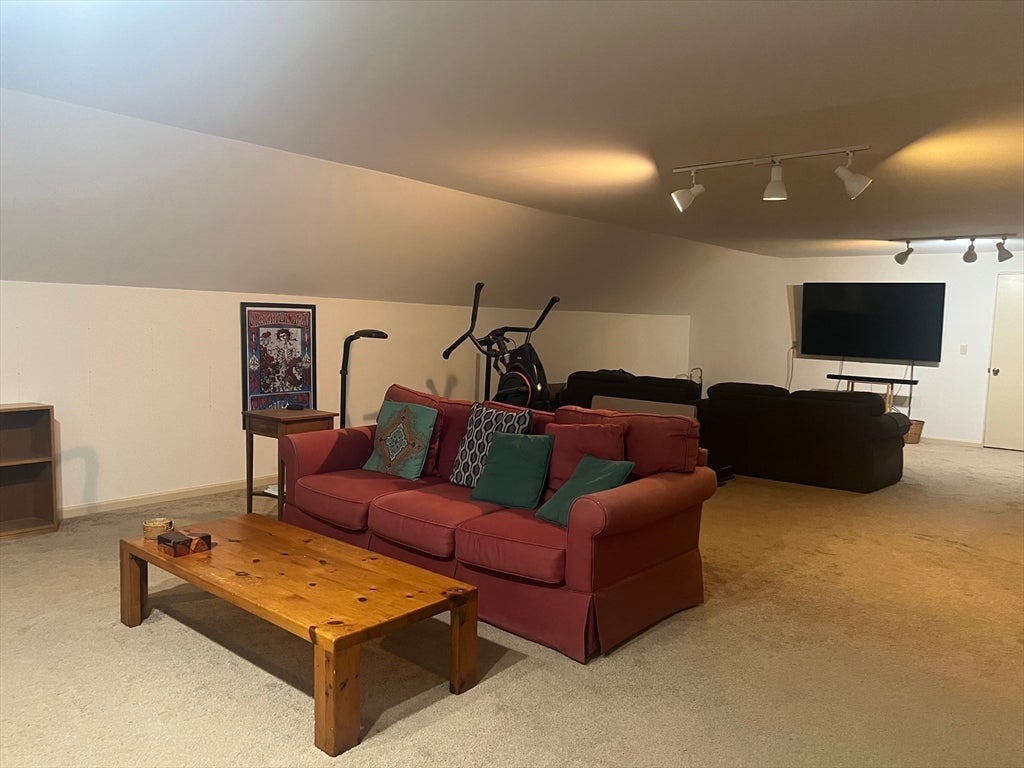42 Captain Lathrop Drive, Deerfield, MA, 42 Captain Lathrop Drive, Deerfield, MA Photo #12