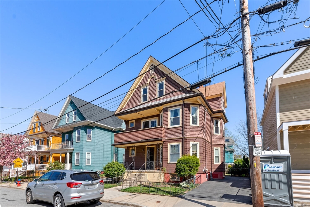 43 Rogers Ave