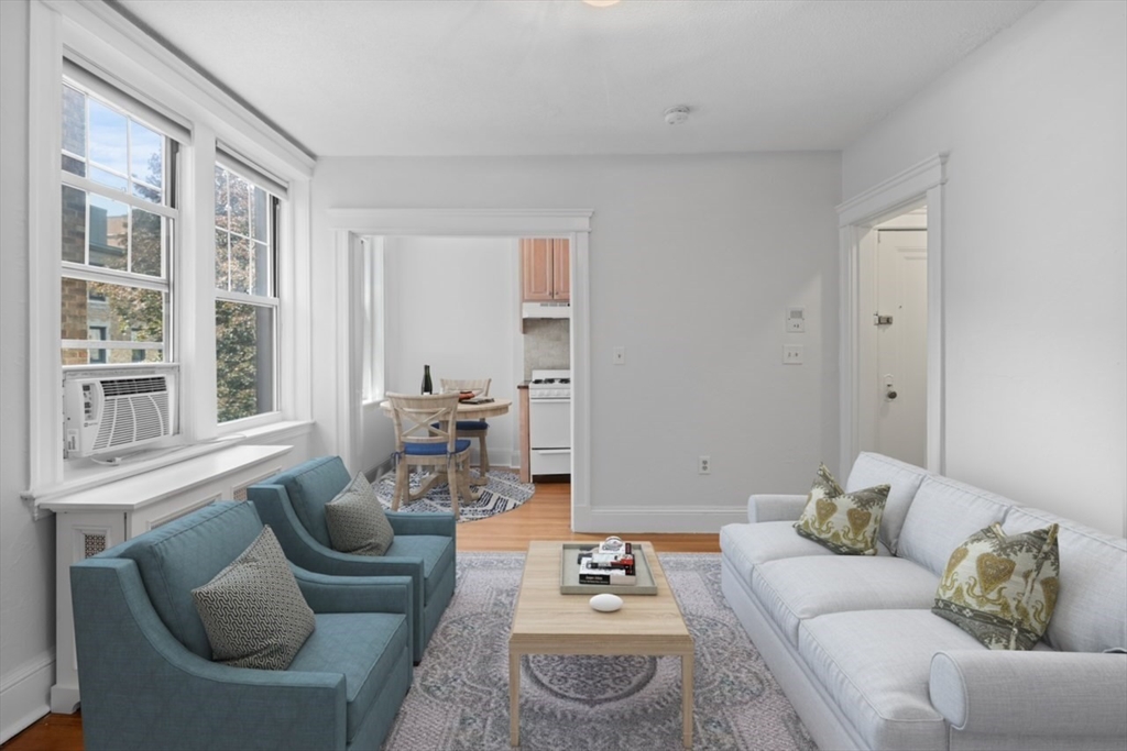 116 Riverway 14
