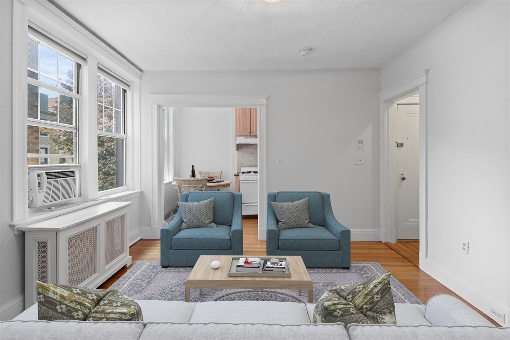116 Riverway 14