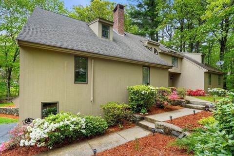 285 Raleigh Tavern Lane North Andover MA 01845