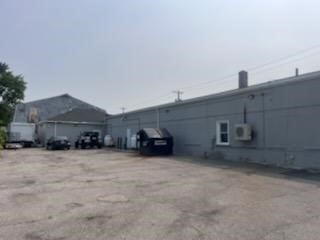 230 Pulaski Blvd