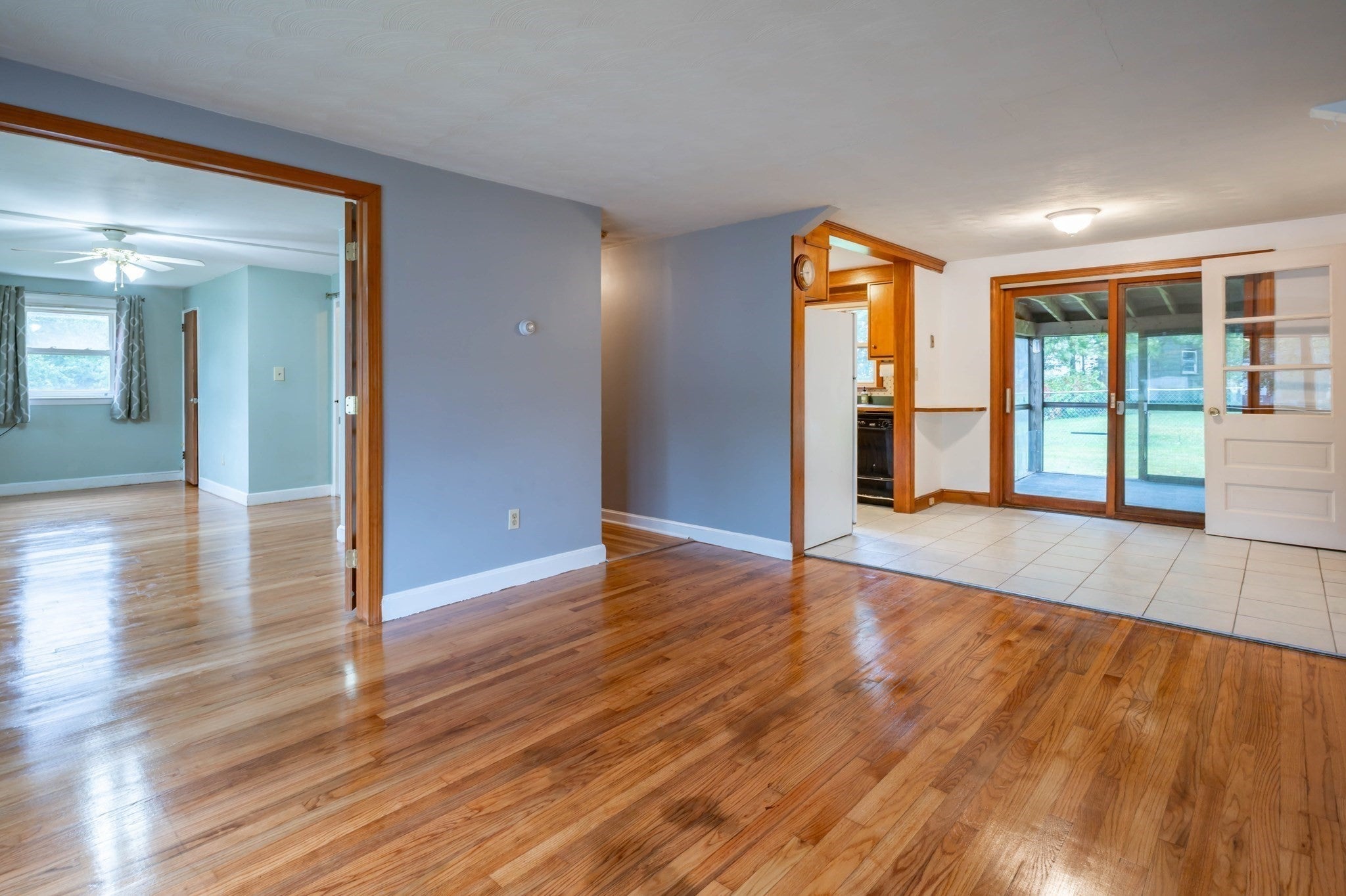 5 Martin Dr, Billerica, MA, 5 Martin Dr, Billerica, MA Photo #9