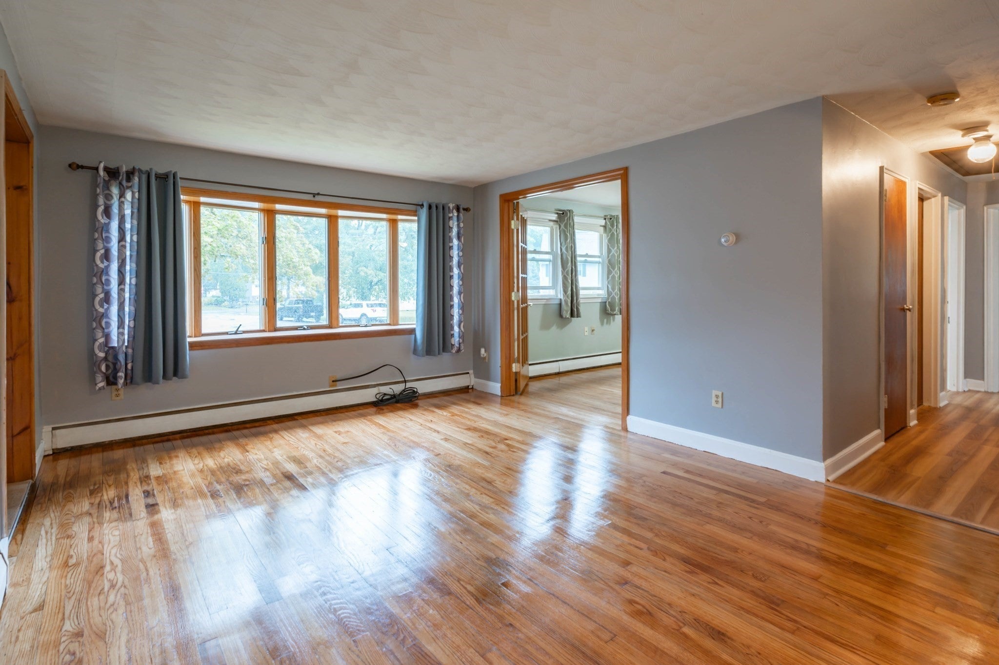 5 Martin Dr, Billerica, MA, 5 Martin Dr, Billerica, MA Photo #3