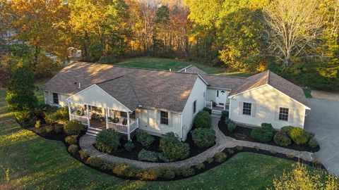 152 Indian Hill St West Newbury MA 01985