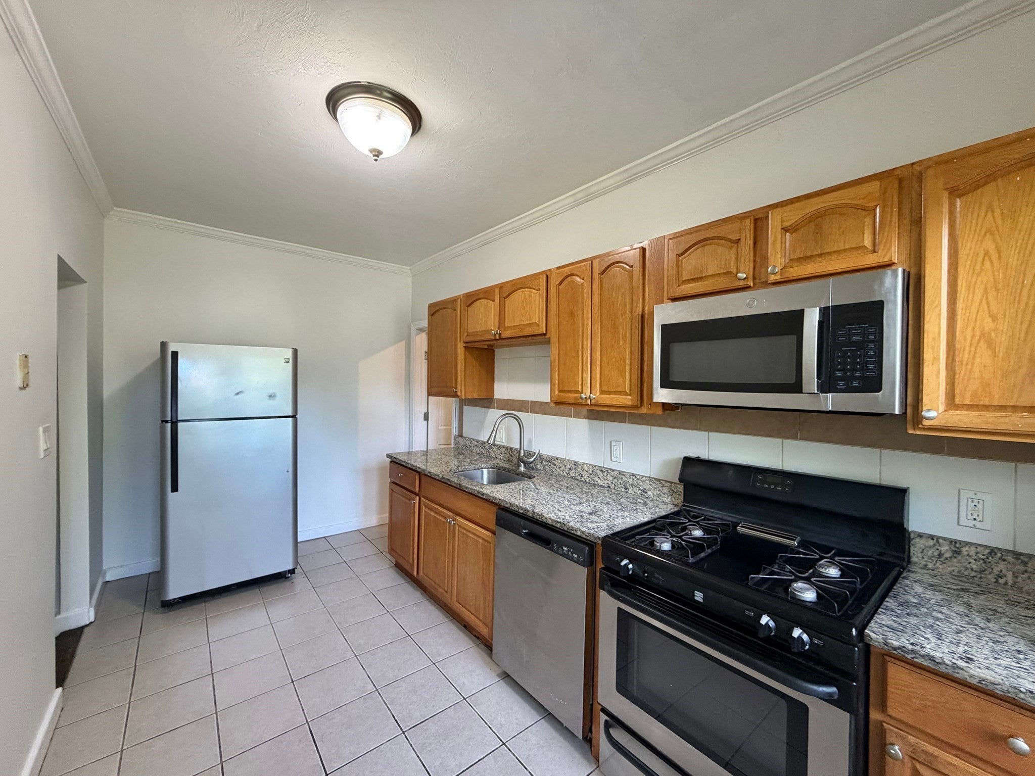 435 Walnut Ave 9