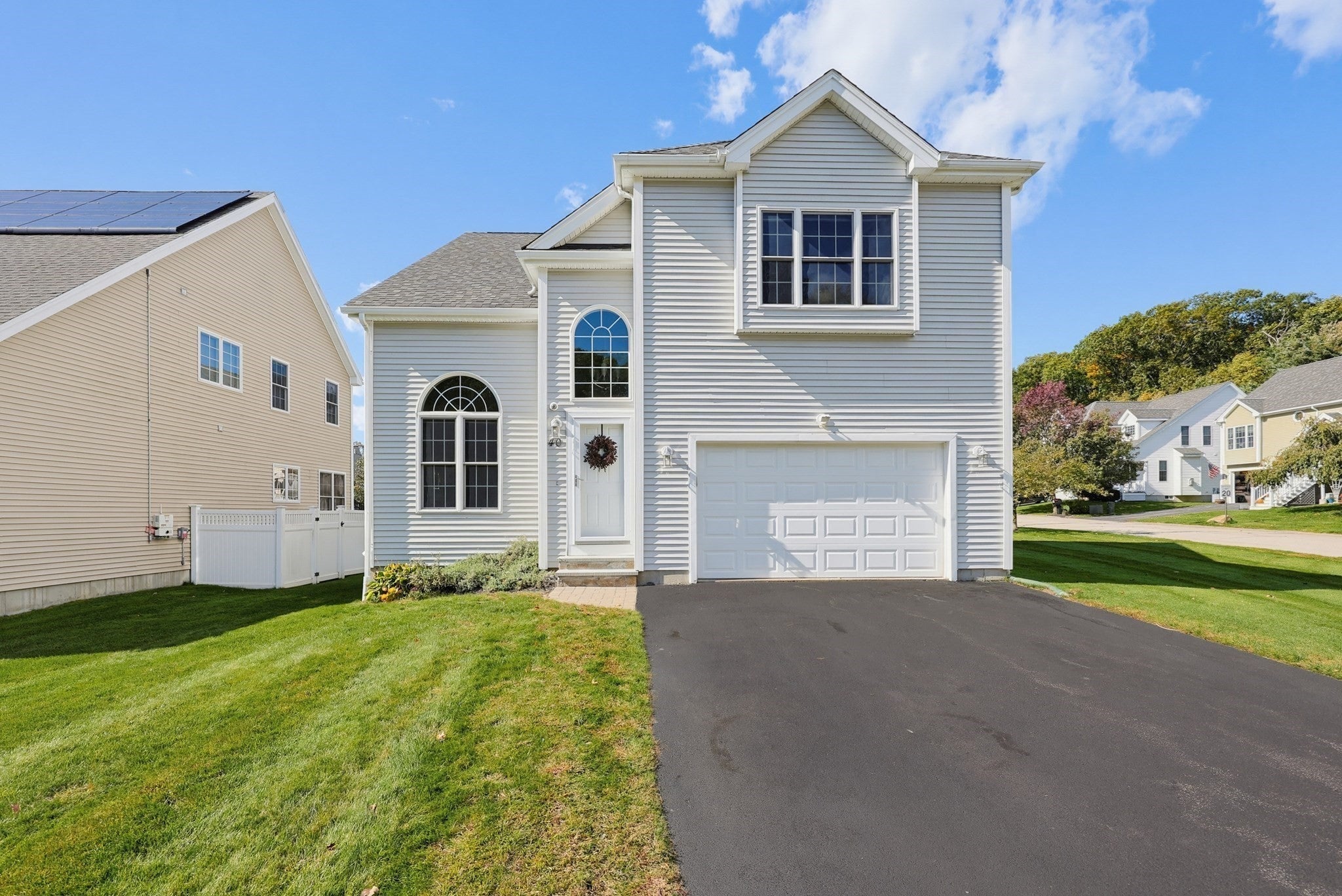 Photo of 40 Zain Cir, Milford, MA